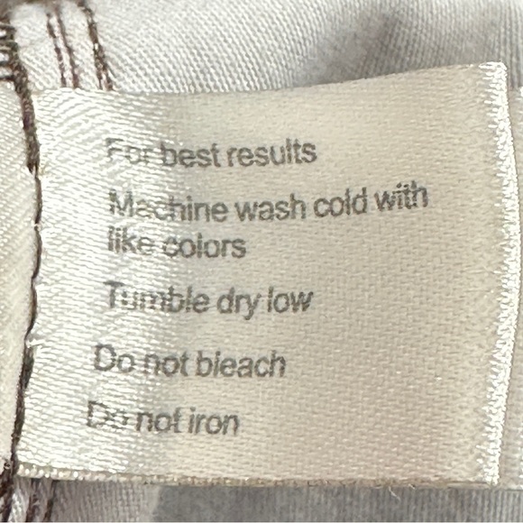 Peter Millar size 33 Nanoluxe‎ fine wale cords, brown, stretch, flat front - Picture 7 of 11